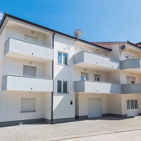 Apartments Marko Podstrana Exterior photo